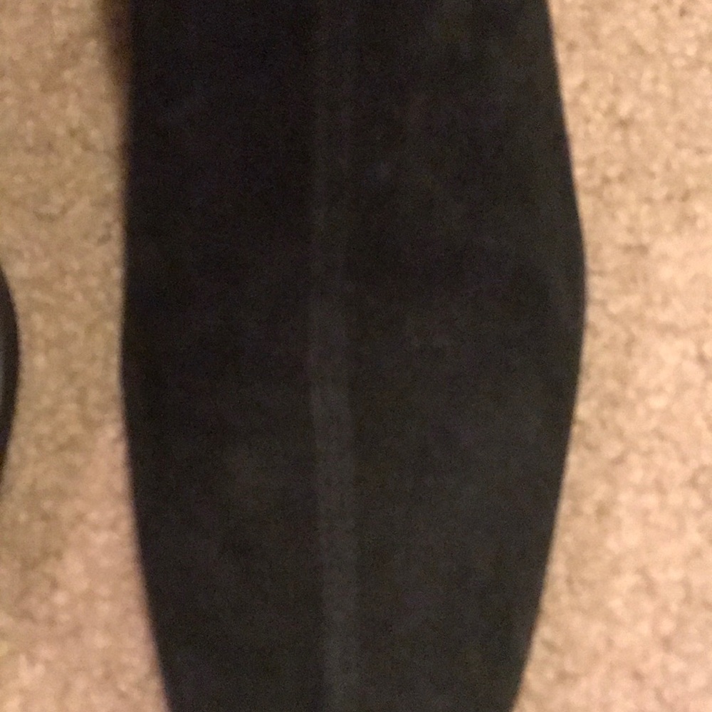 Shoes - Picture 4 of 4